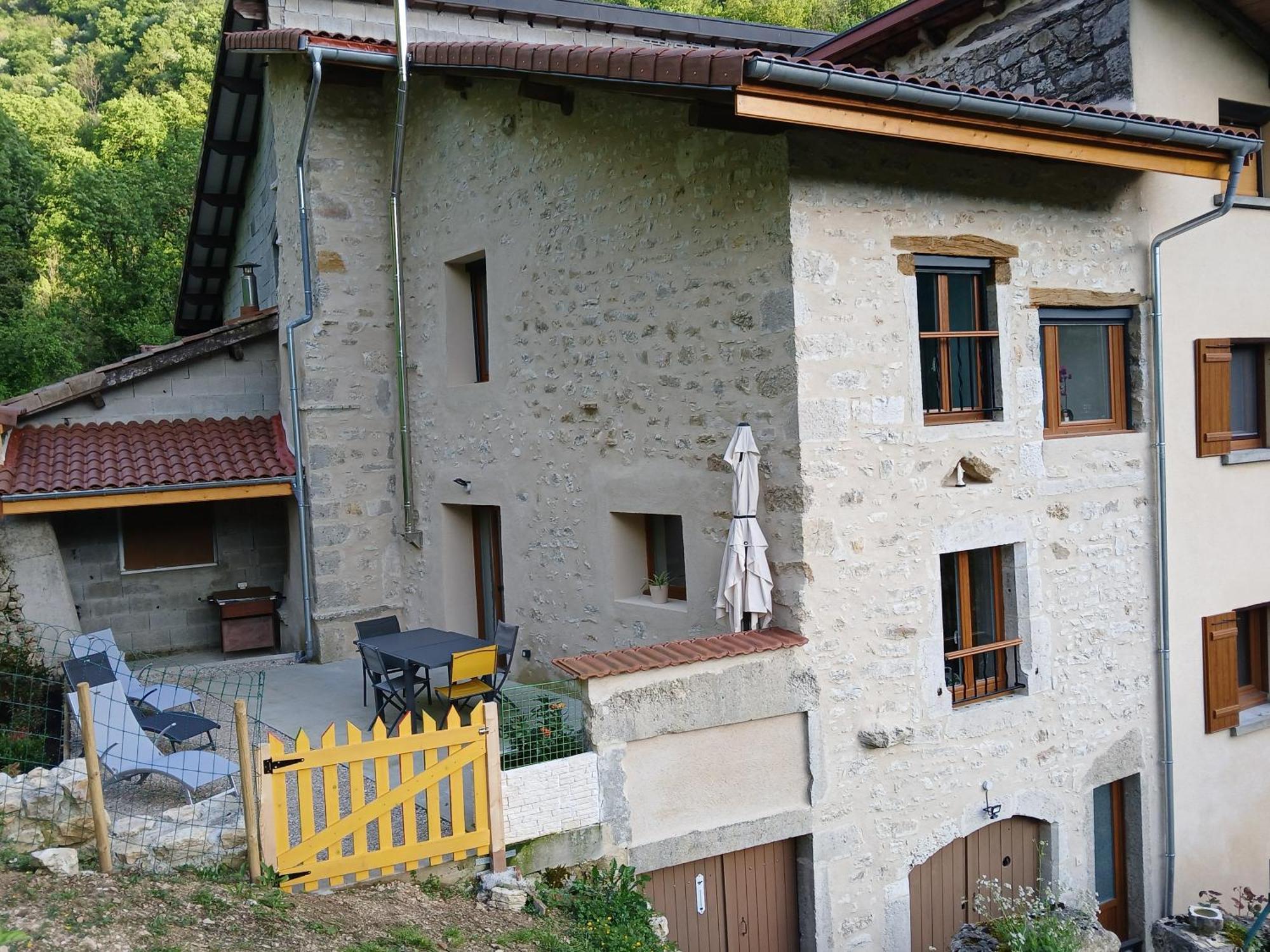 Villa Gite Du Vieux Tonneau Cerdon  Exterior foto